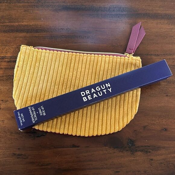 Dragon beauty lip liner plus lip pencil sharpener NWT Ipsy bag color brown - Picture 4 of 7